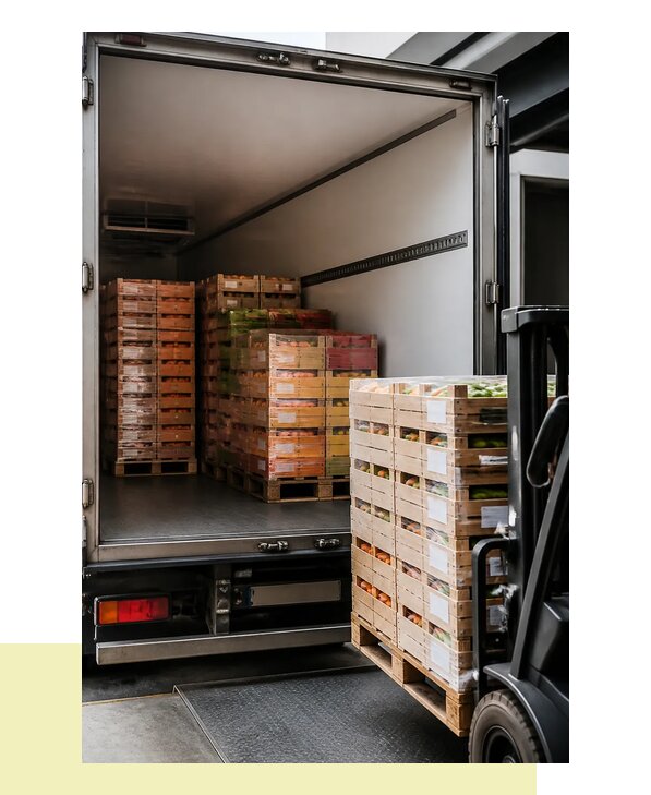 Перевозка сельхозпродукции на паллетах с доставкой в Североуральск